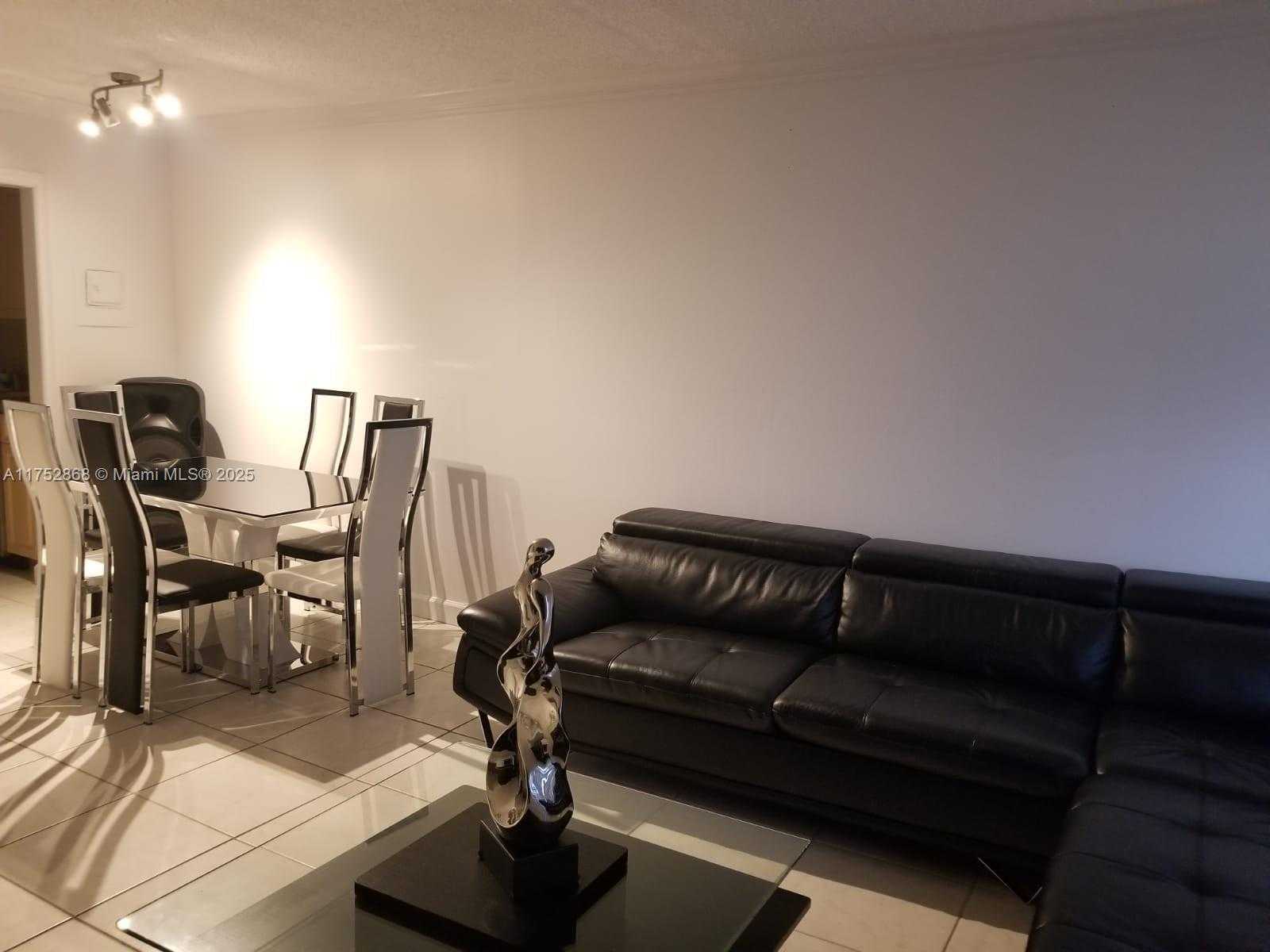 Small Image of 2020 NORTH EAST 135TH ST #904, North Miami Number 5