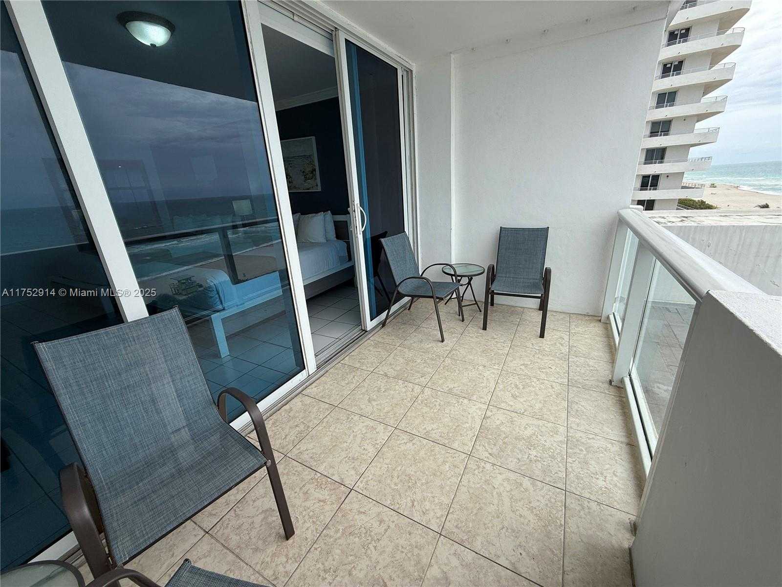 Small Image of 5445 COLLINS AVE #729, Miami Beach Number 19