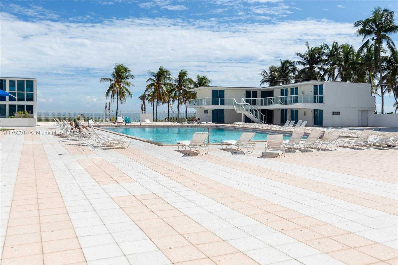 Small Image of 5445 COLLINS AVE #729, Miami Beach Number 26