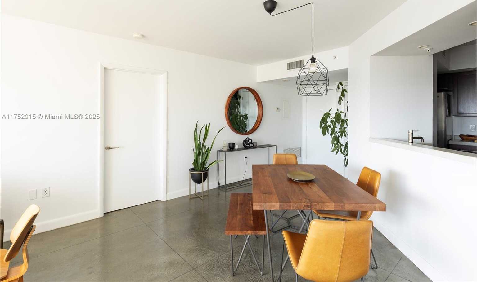 Small Image of 1900 SUNSET HARBOUR DR #703, Miami Beach Number 10
