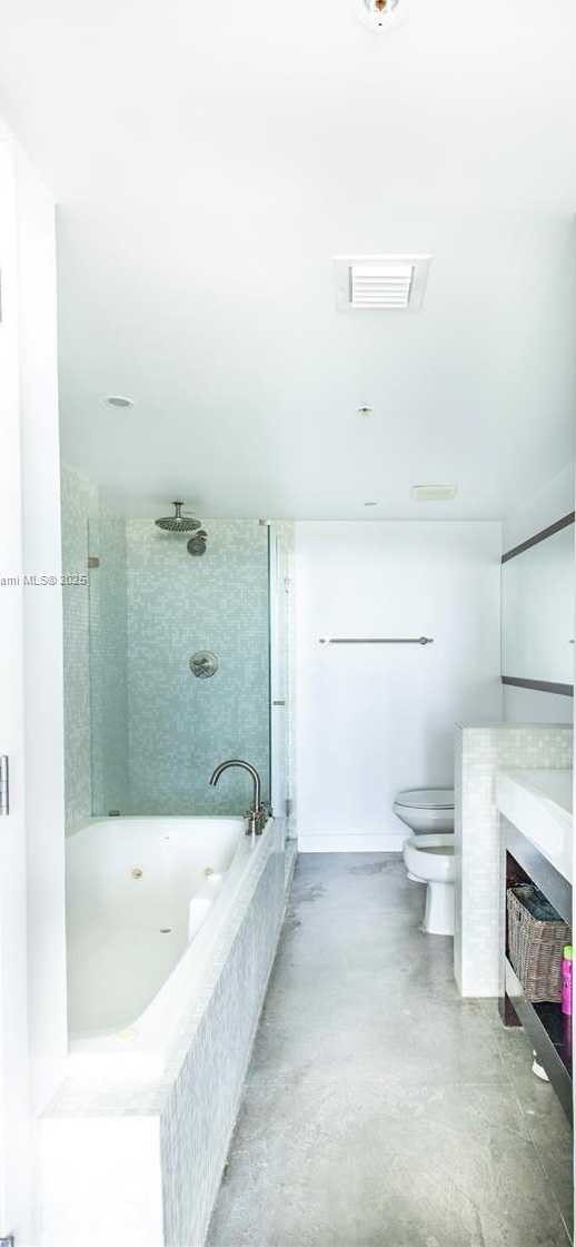 Small Image of 1900 SUNSET HARBOUR DR #703, Miami Beach Number 12
