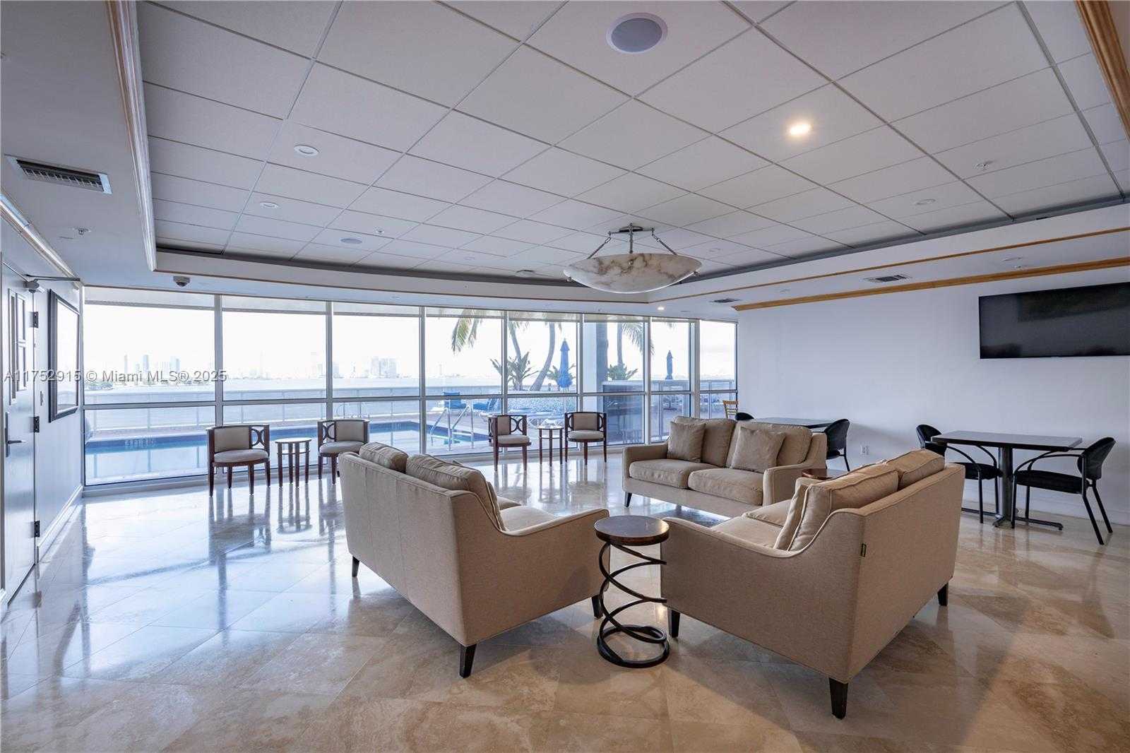 Small Image of 1900 SUNSET HARBOUR DR #703, Miami Beach Number 18