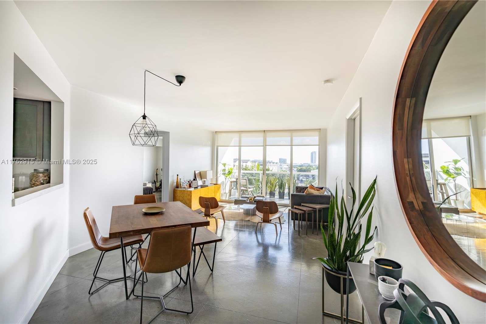 Small Image of 1900 SUNSET HARBOUR DR #703, Miami Beach Number 5