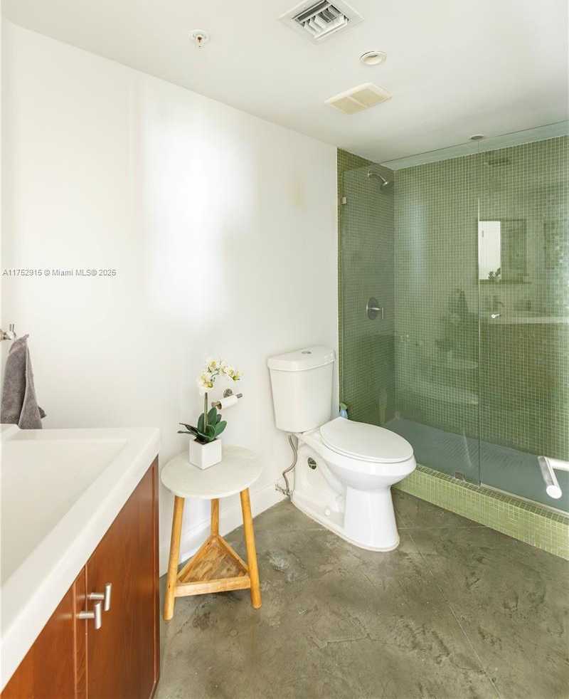 Small Image of 1900 SUNSET HARBOUR DR #703, Miami Beach Number 8