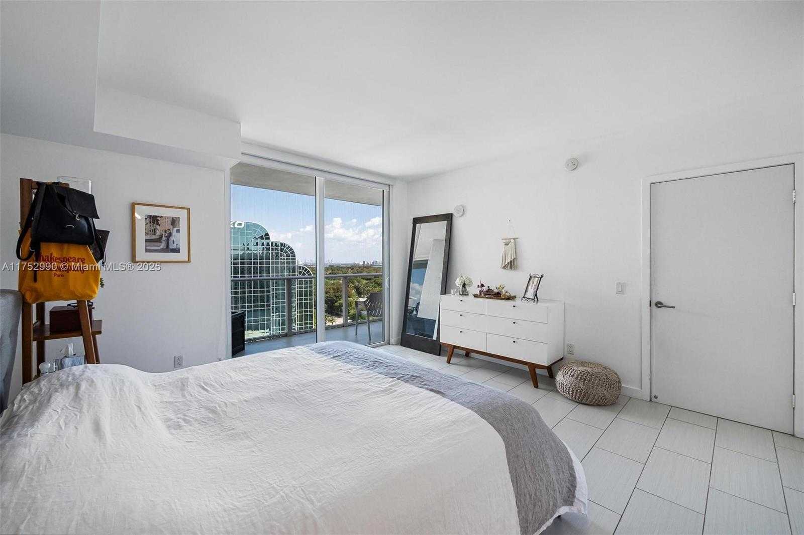 Small Image of 4250 BISCAYNE BLVD #1605, Miami Number 10