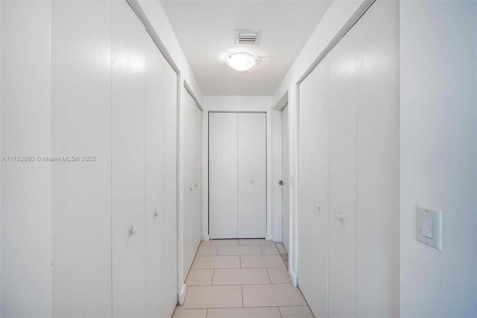 Small Image of 4250 BISCAYNE BLVD #1605, Miami Number 11
