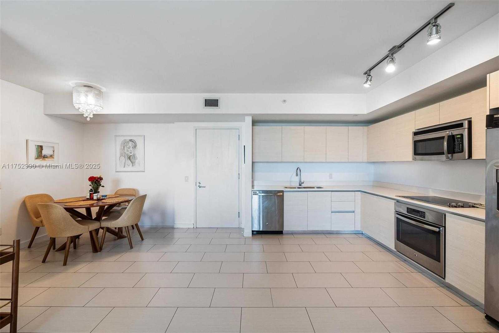 Small Image of 4250 BISCAYNE BLVD #1605, Miami Number 15