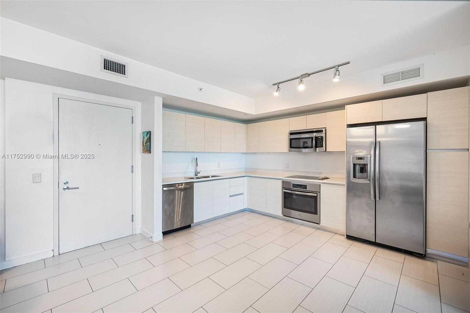 Small Image of 4250 BISCAYNE BLVD #1605, Miami Number 16
