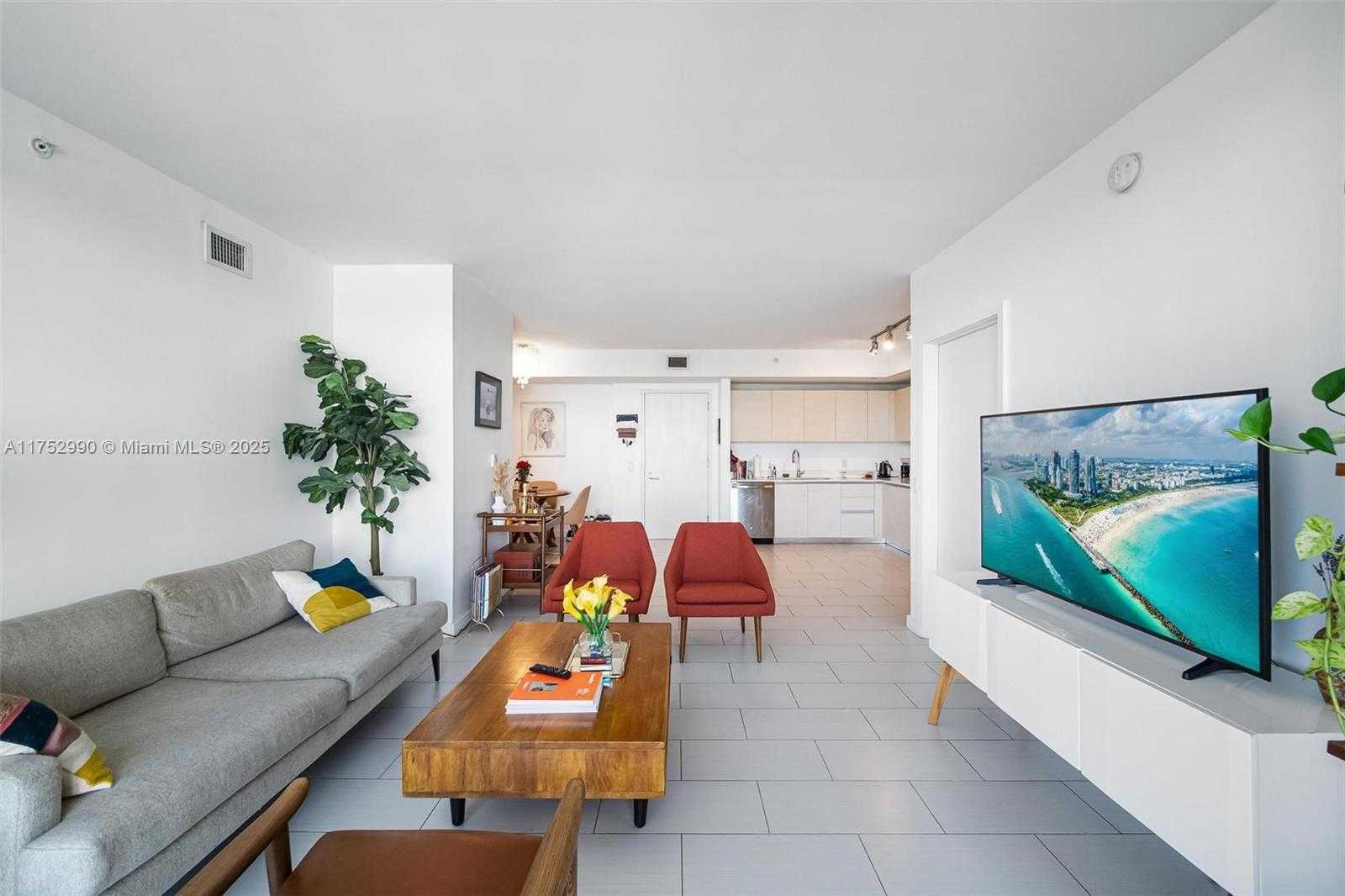 Small Image of 4250 BISCAYNE BLVD #1605, Miami Number 2