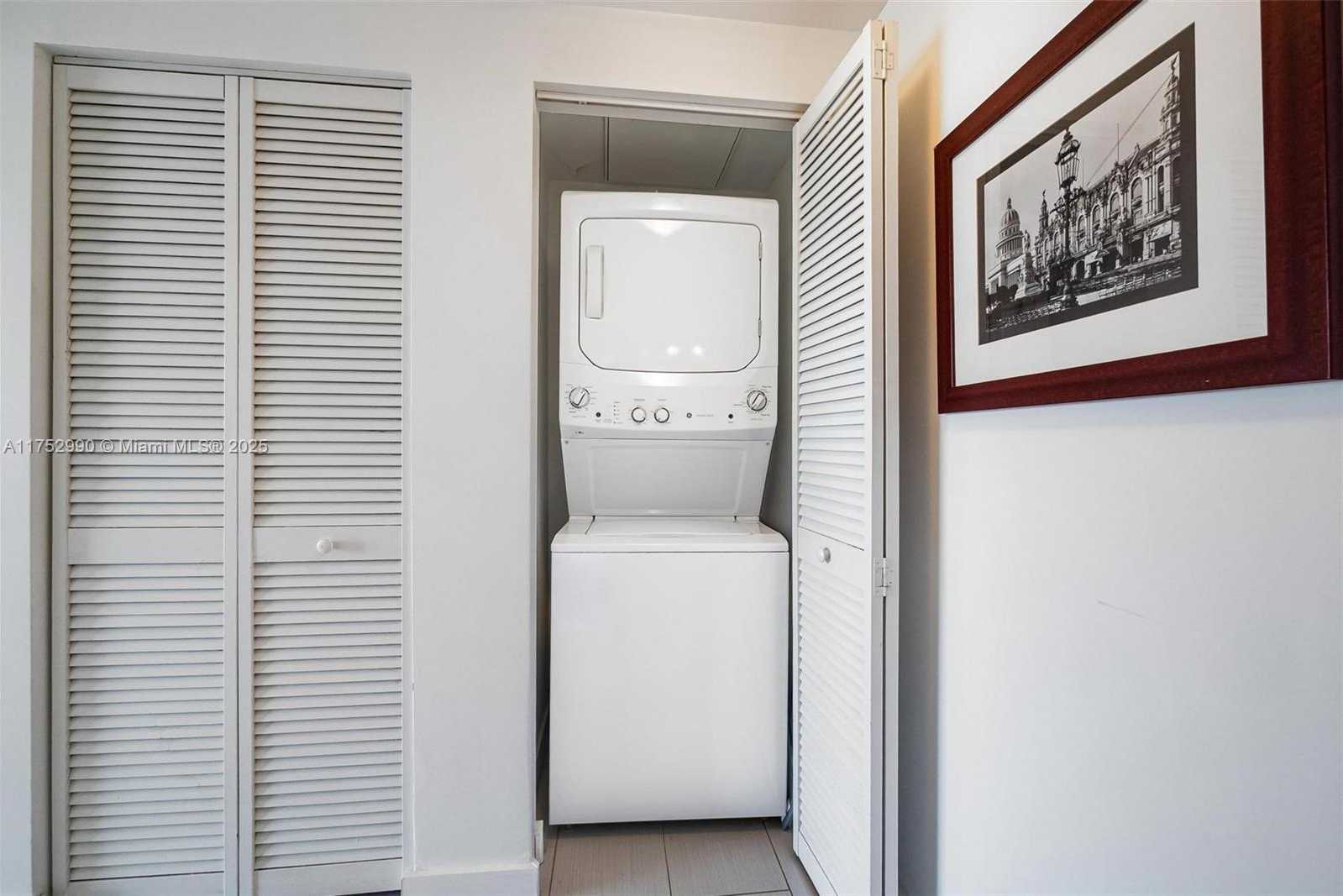 Small Image of 4250 BISCAYNE BLVD #1605, Miami Number 20