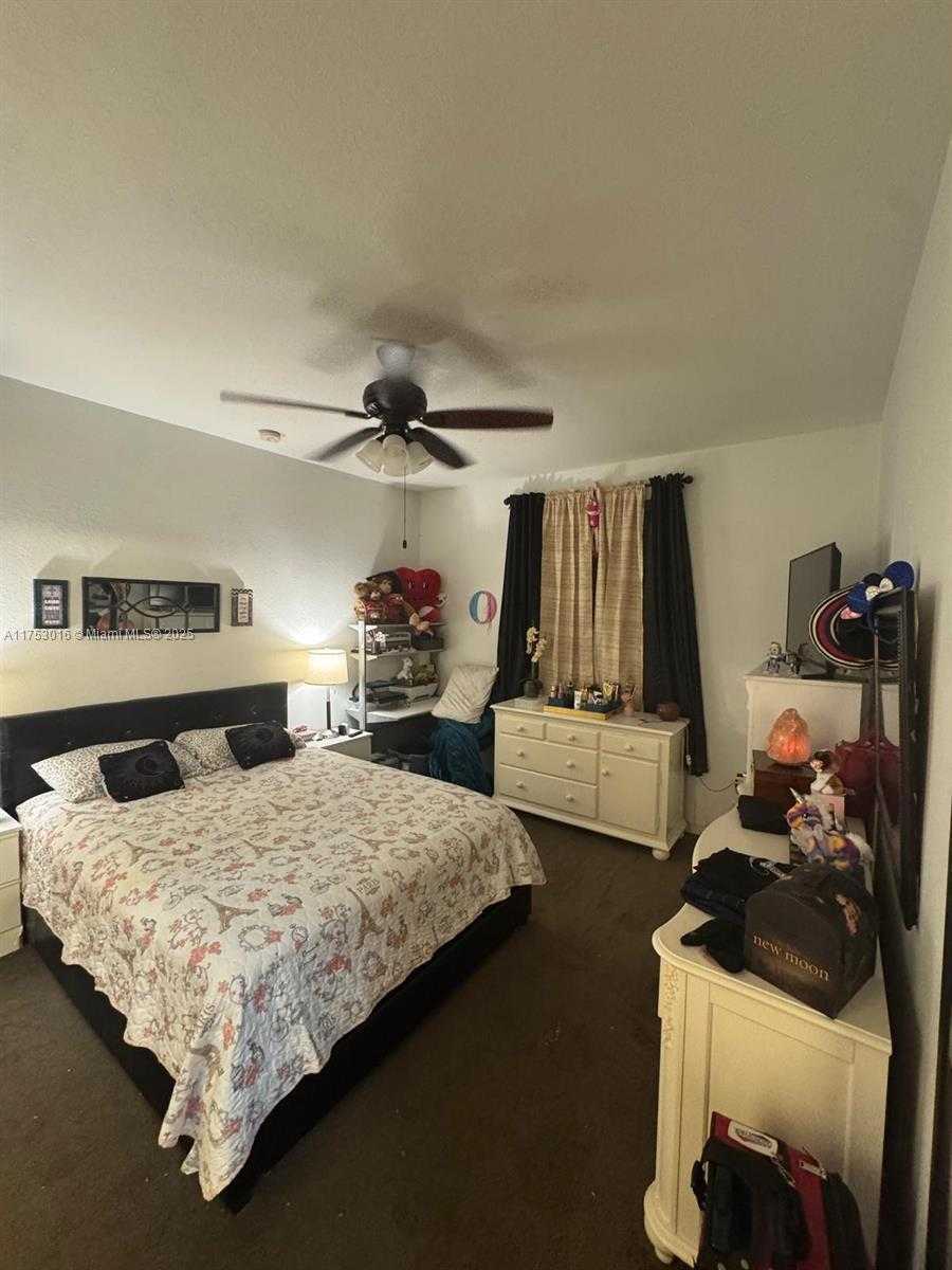 Small Image of 1692 SOUTH EAST 29TH CT #201, Homestead Number 11