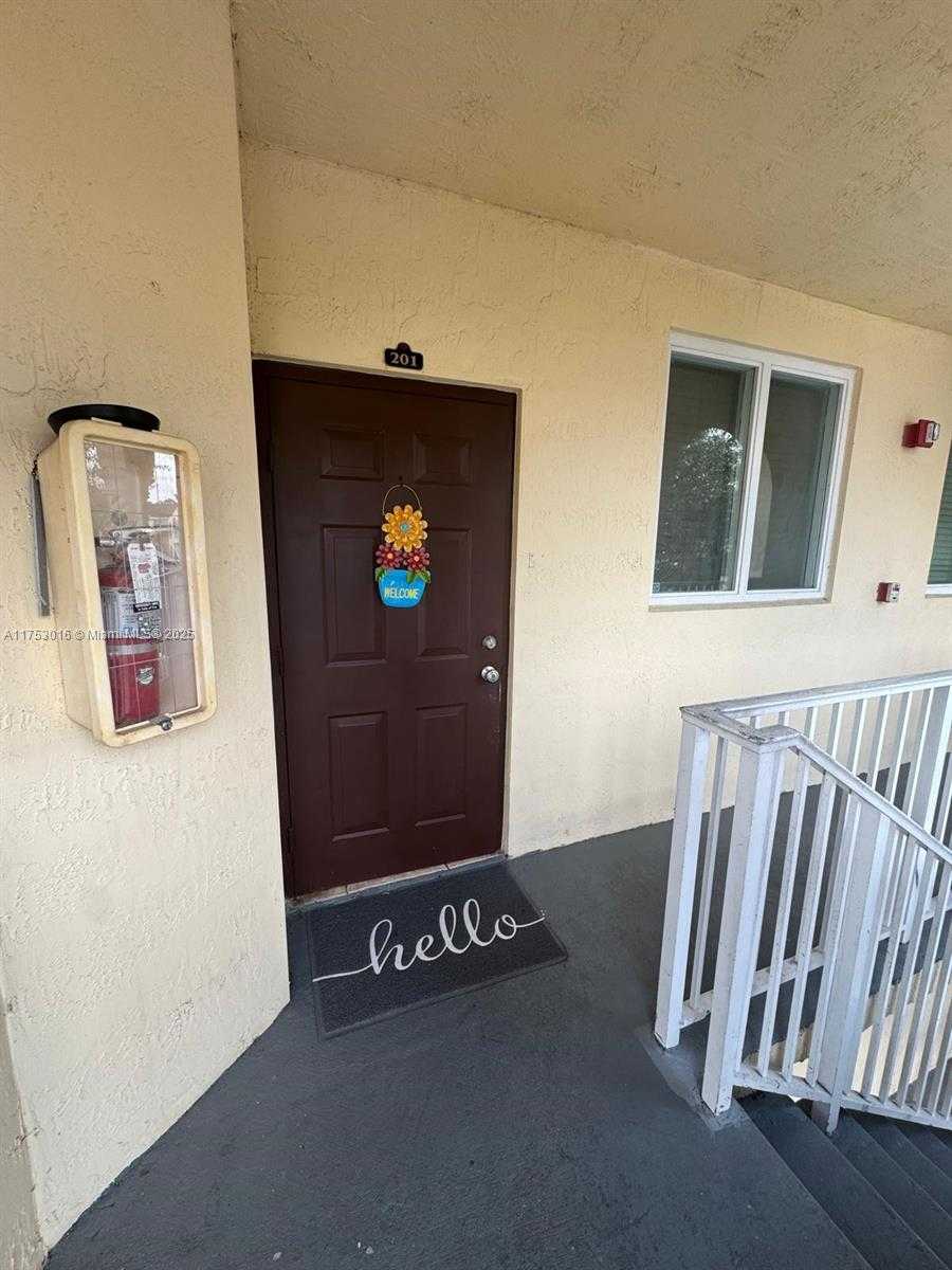 Small Image of 1692 SOUTH EAST 29TH CT #201, Homestead Number 3