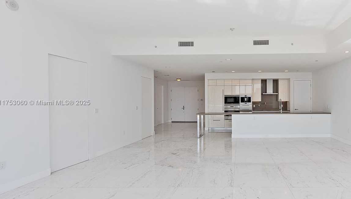 Small Image of 17475 COLLINS AVE #2003, Sunny Isles Beach Number 5