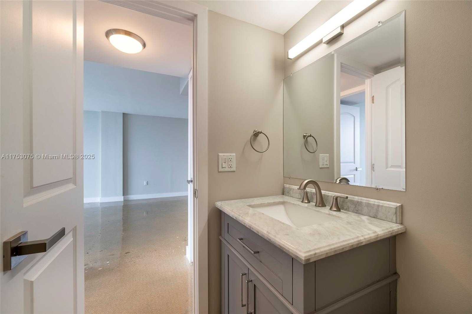 Small Image of 2841 NORTH EAST 163RD ST #605, North Miami Beach Number 13