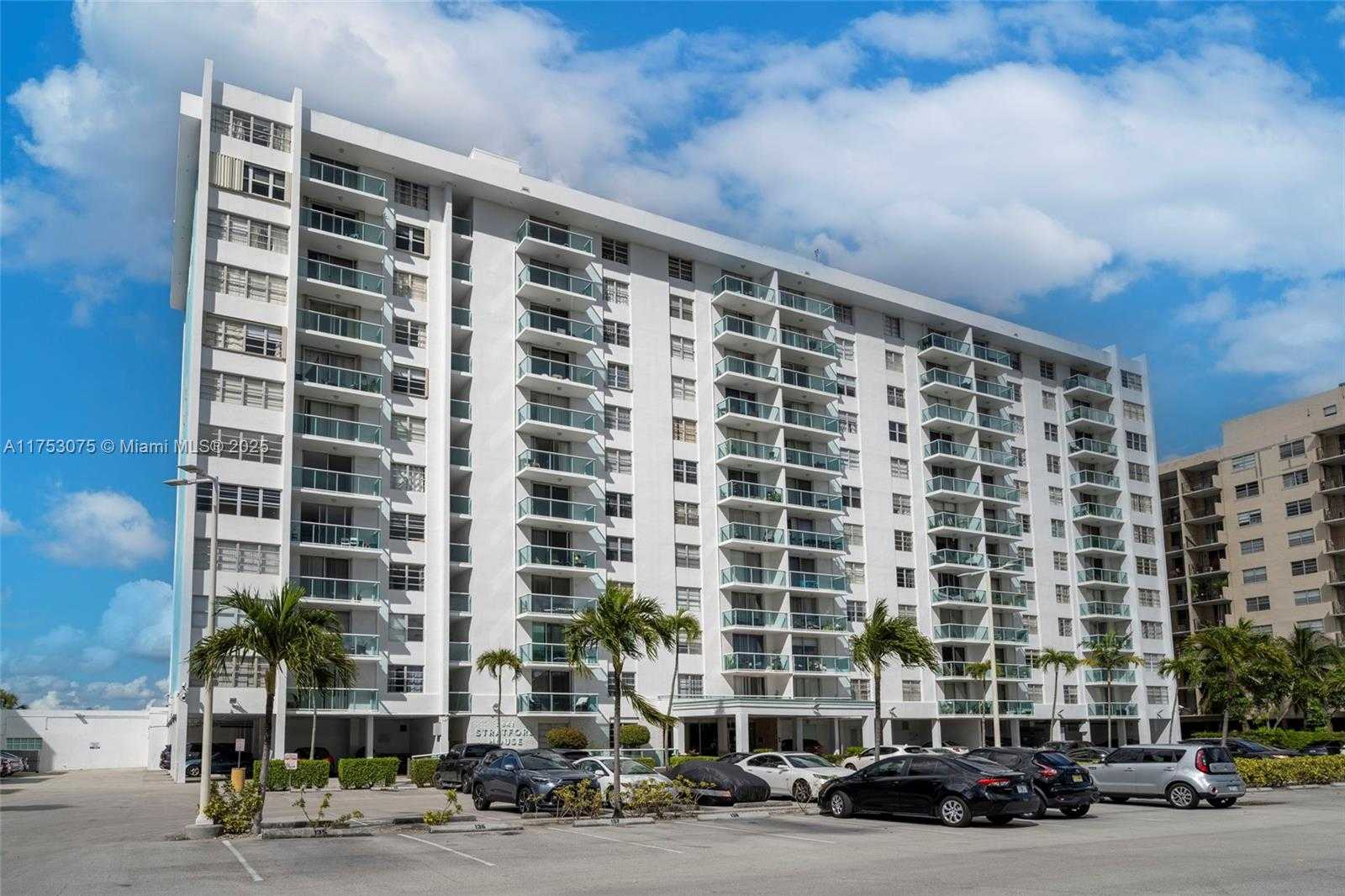 Small Image of 2841 NORTH EAST 163RD ST #605, North Miami Beach Number 2