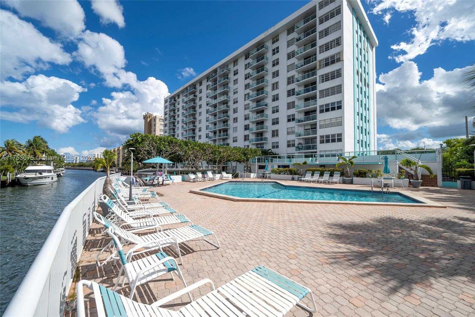 Small Image of 2841 NORTH EAST 163RD ST #605, North Miami Beach Number 27