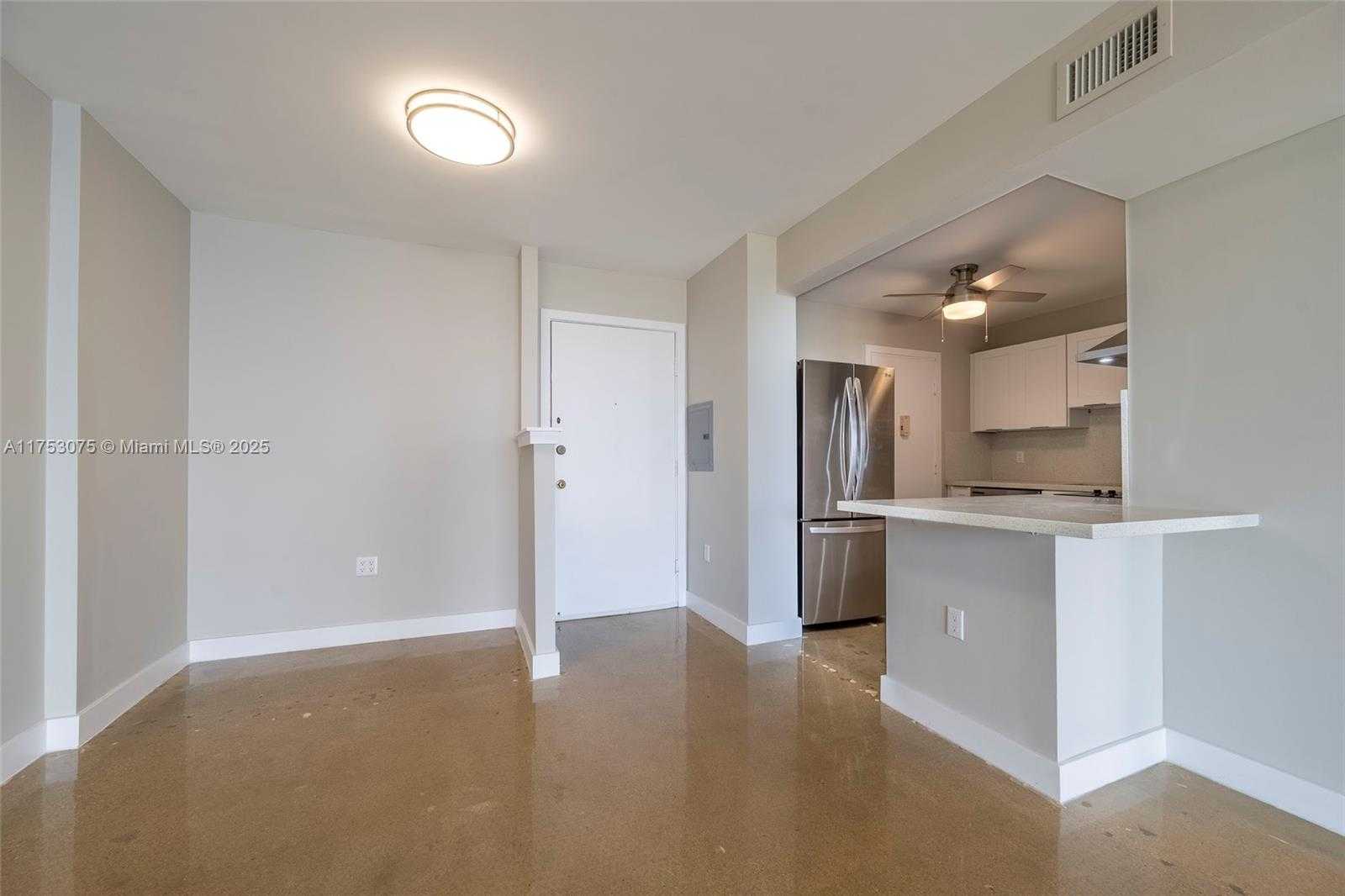 Small Image of 2841 NORTH EAST 163RD ST #605, North Miami Beach Number 3