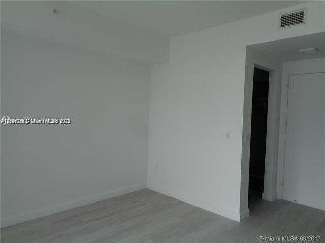 Small Image of 45 SOUTH WEST 9TH ST #2709, Miami Number 15