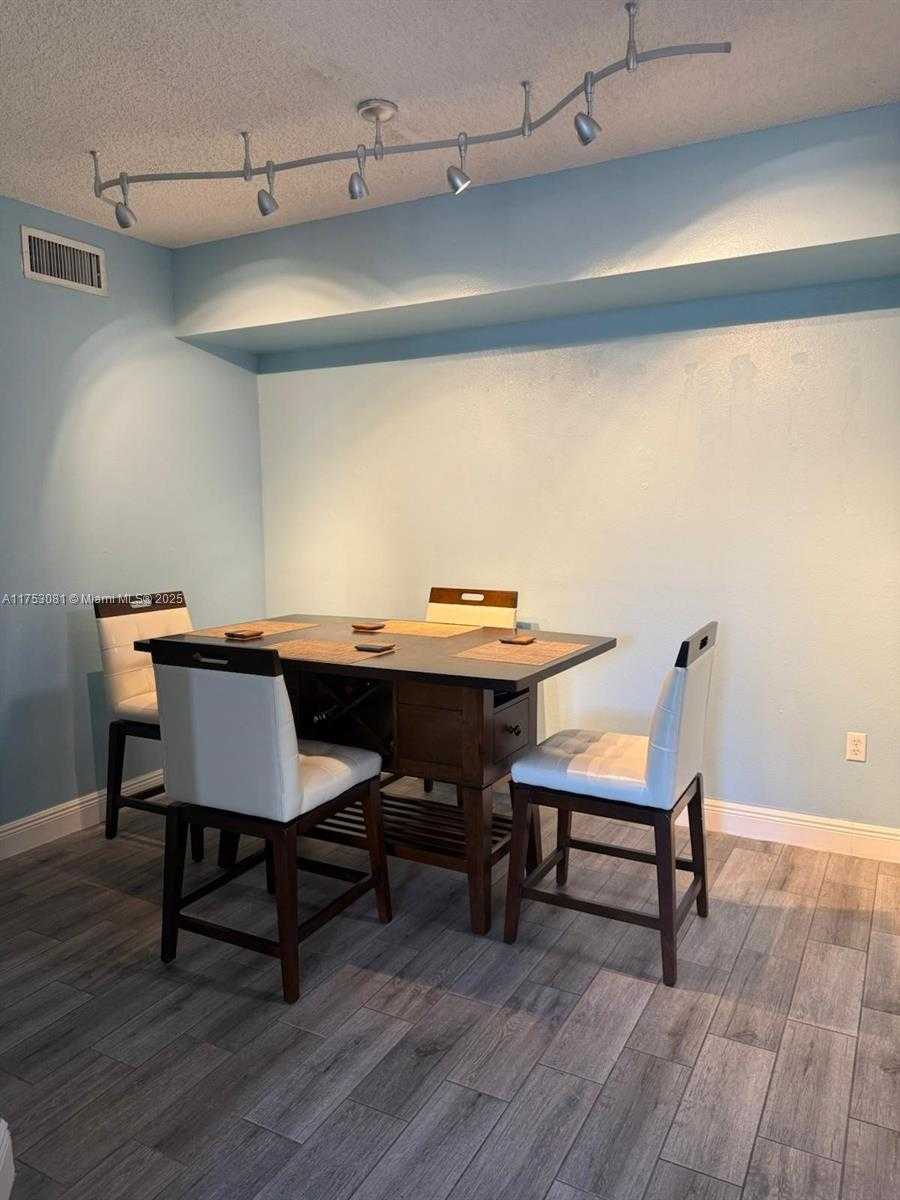 Small Image of 2201 WEST PRESERVE WAY #108, Miramar Number 11