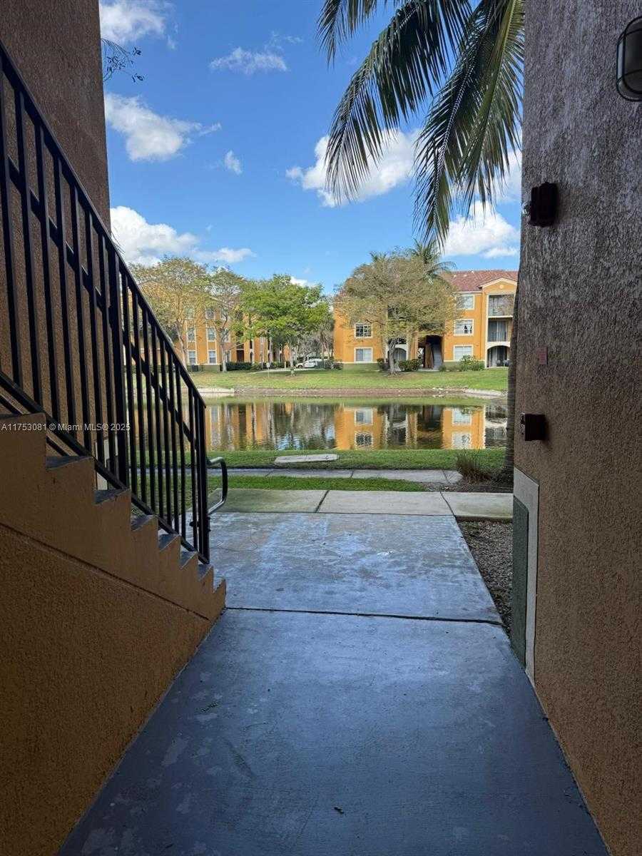 Small Image of 2201 WEST PRESERVE WAY #108, Miramar Number 2