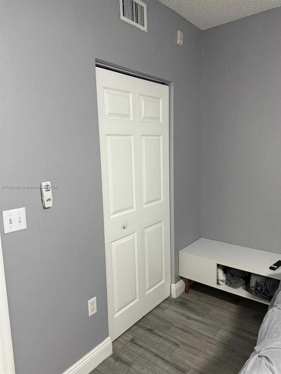 Small Image of 2201 WEST PRESERVE WAY #108, Miramar Number 23