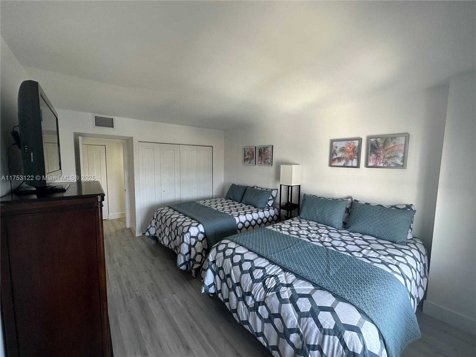 Small Image of 3800 SOUTH OCEAN DR #1812, Hollywood Number 21