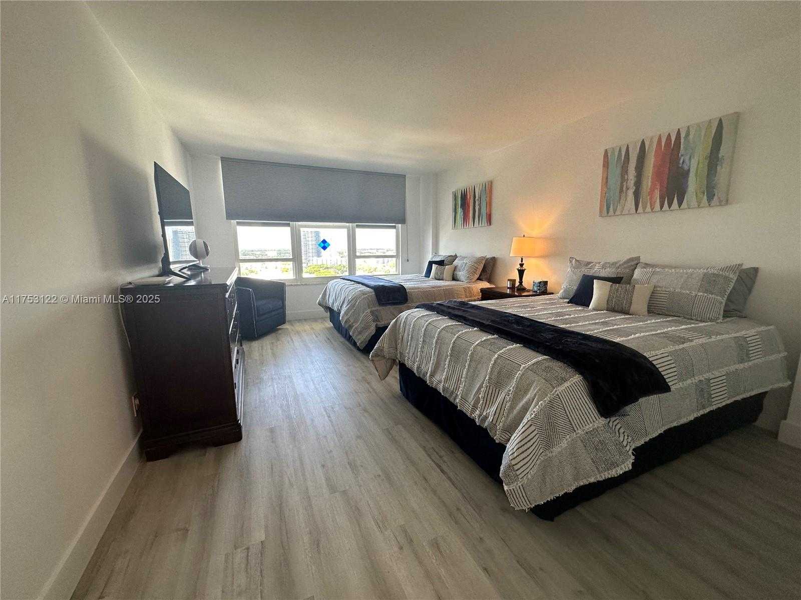 Small Image of 3800 SOUTH OCEAN DR #1812, Hollywood Number 24