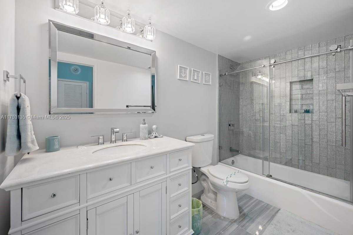 Small Image of 19370 COLLINS AVE #1121, Sunny Isles Beach Number 13