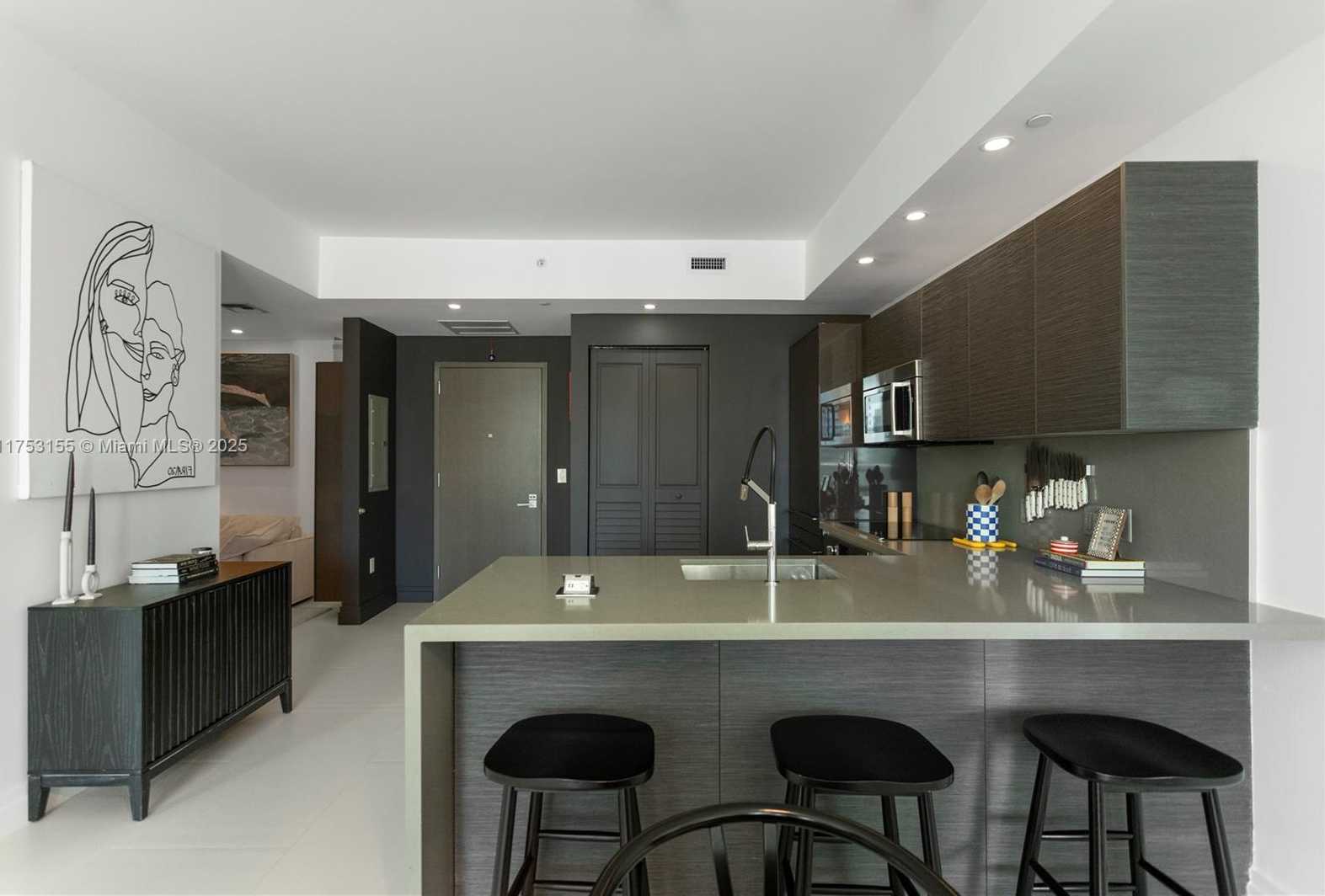 Small Image of 1080 BRICKELL AVE #1802, Miami Number 15