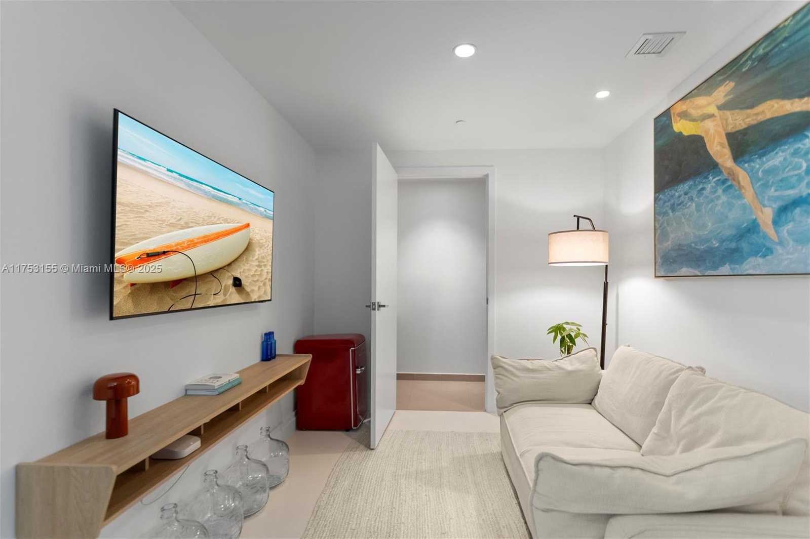 Small Image of 1080 BRICKELL AVE #1802, Miami Number 4