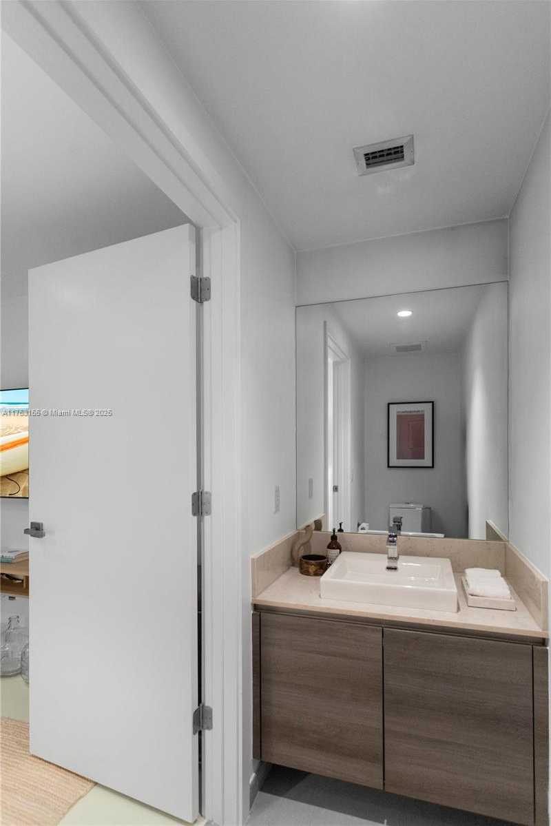Small Image of 1080 BRICKELL AVE #1802, Miami Number 7