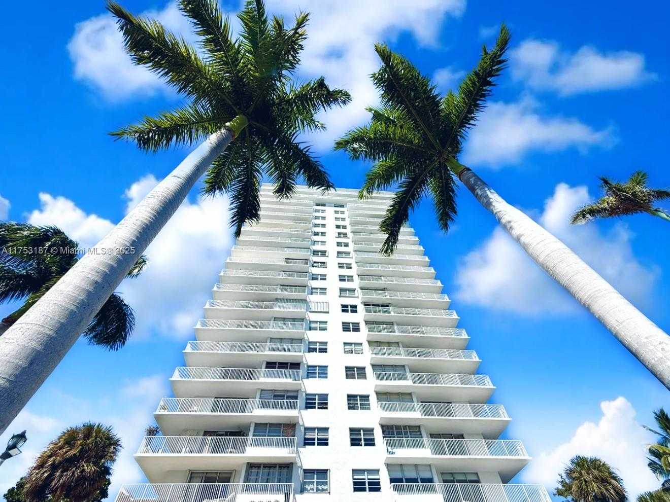 Small Image of 2851 NORTH EAST 183RD ST #1706E, Aventura Number 21
