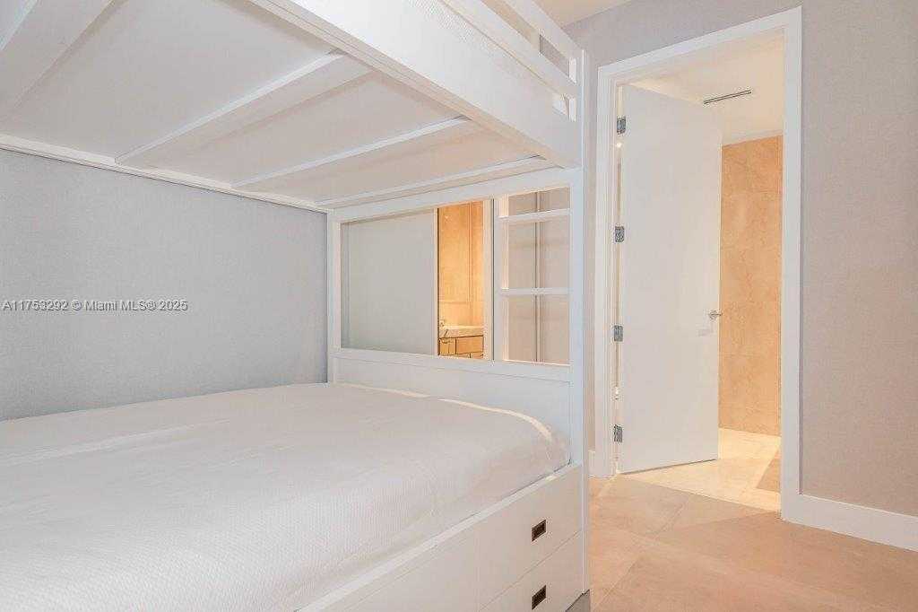 Small Image of 17475 COLLINS AVE #802, Sunny Isles Beach Number 23