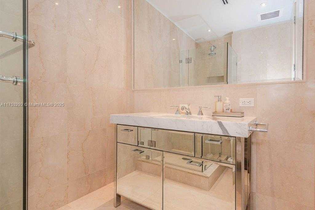 Small Image of 17475 COLLINS AVE #802, Sunny Isles Beach Number 24
