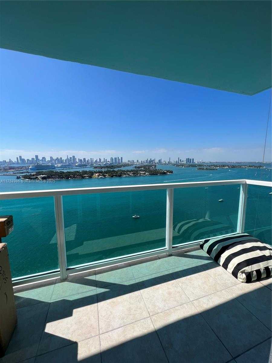 Small Image of 650 WEST AVE #2705, Miami Beach Number 2