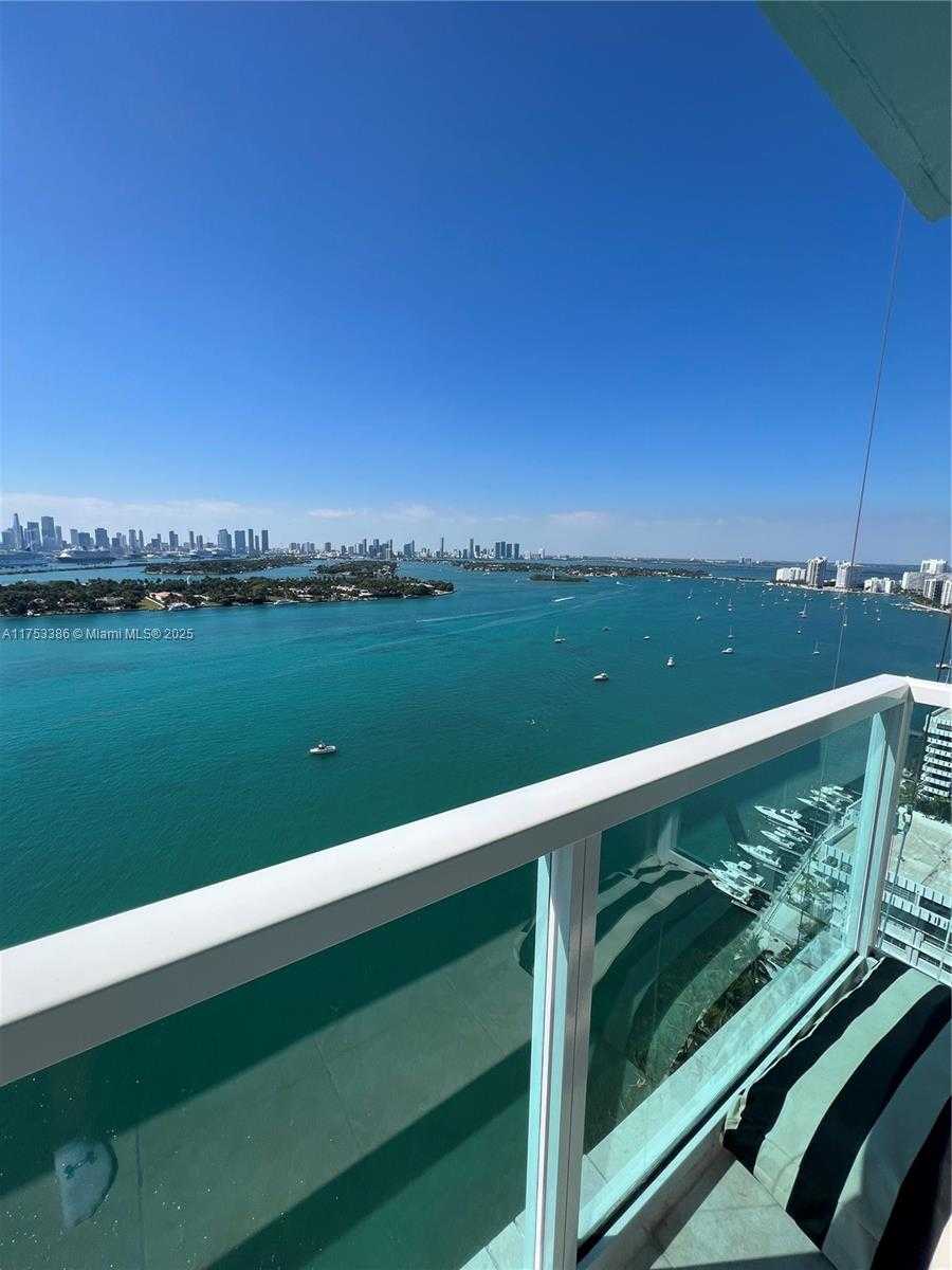 Small Image of 650 WEST AVE #2705, Miami Beach Number 3