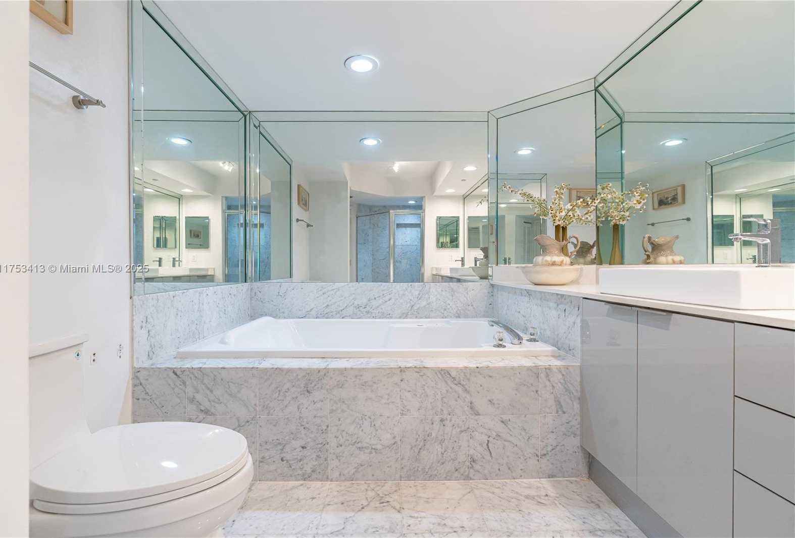 Small Image of 16400 COLLINS AVE #744, Sunny Isles Beach Number 33