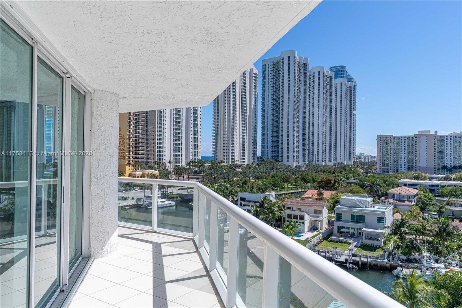 Small Image of 16400 COLLINS AVE #744, Sunny Isles Beach Number 8