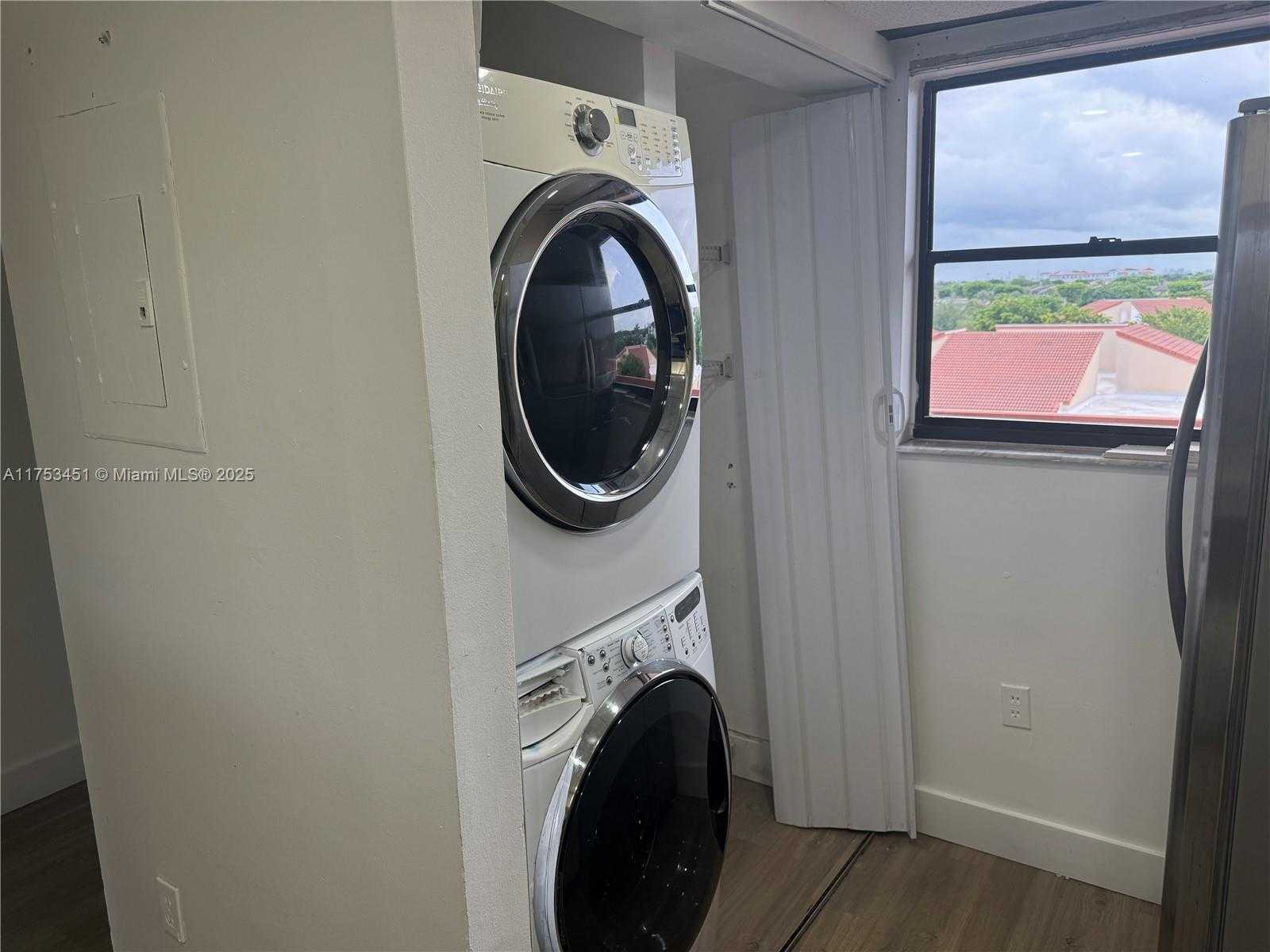 Small Image of 10255 NORTH WEST 9TH ST CIR #503-7, Miami Number 11