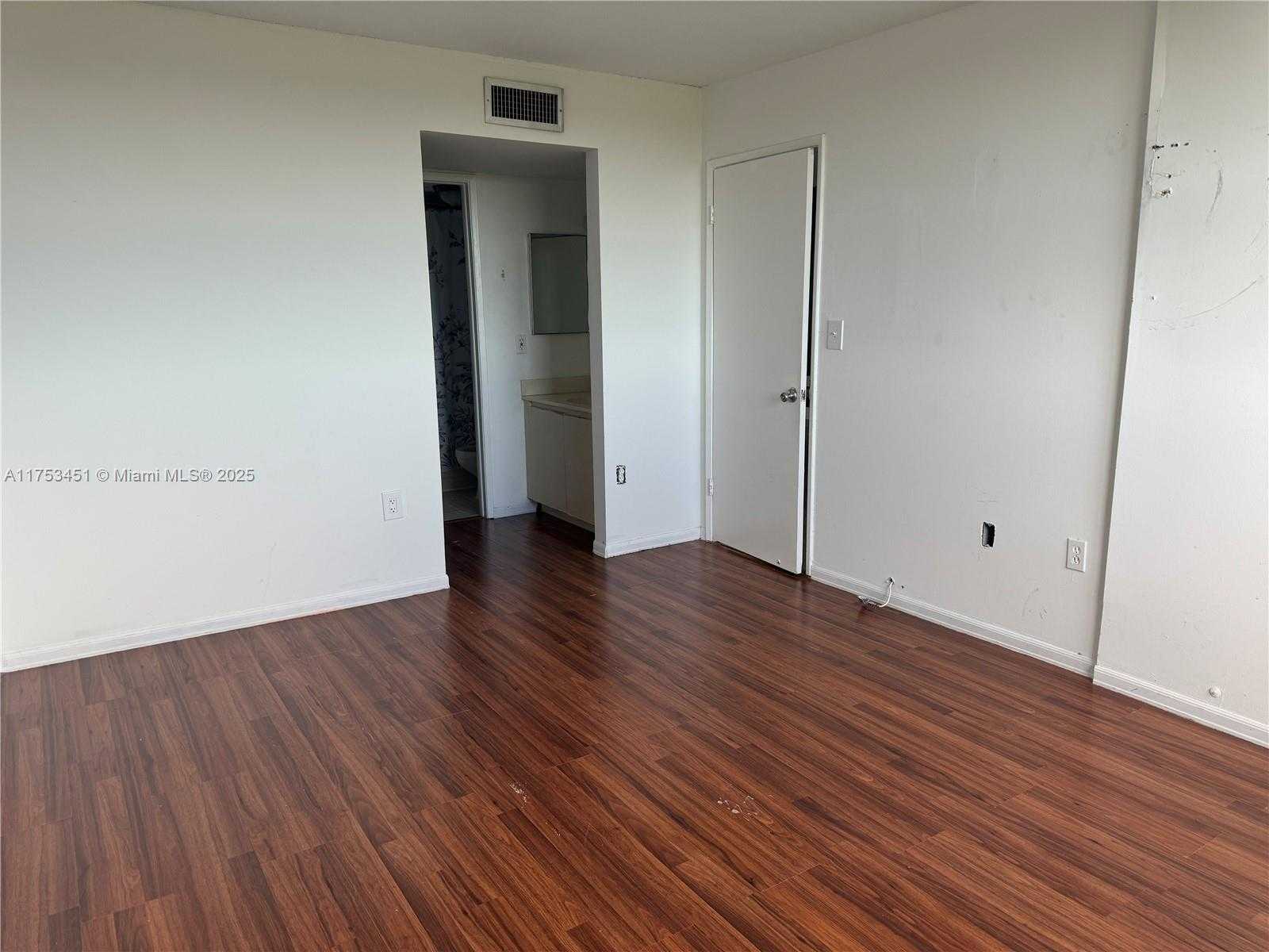 Small Image of 10255 NORTH WEST 9TH ST CIR #503-7, Miami Number 14
