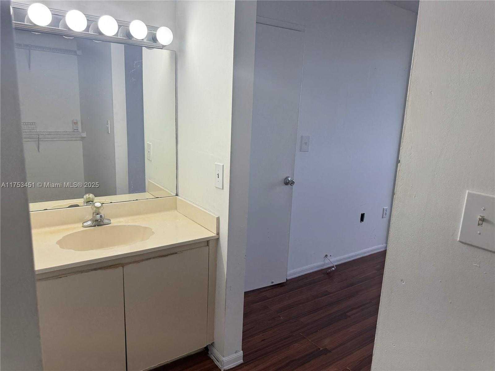 Small Image of 10255 NORTH WEST 9TH ST CIR #503-7, Miami Number 17