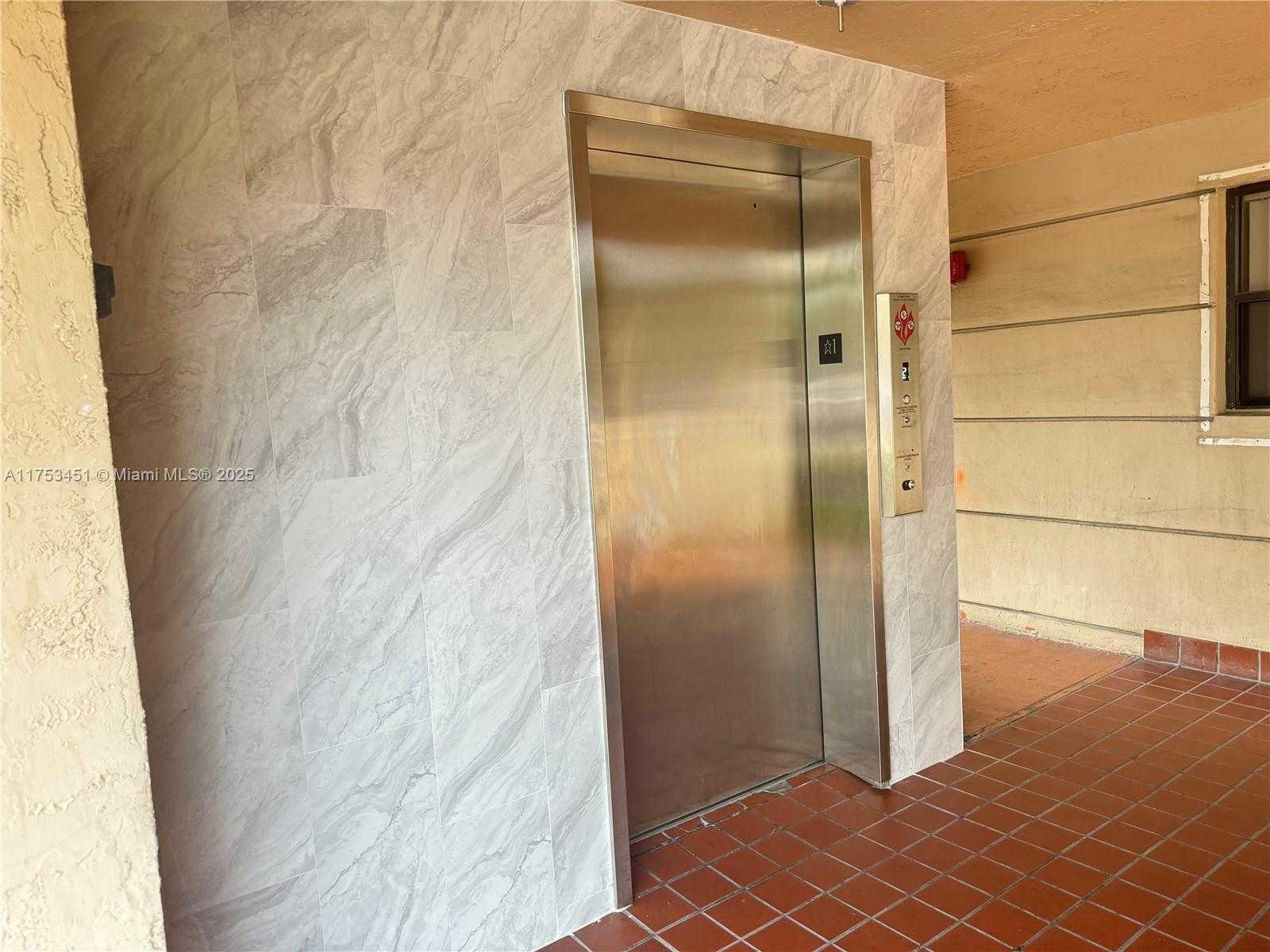 Small Image of 10255 NORTH WEST 9TH ST CIR #503-7, Miami Number 29