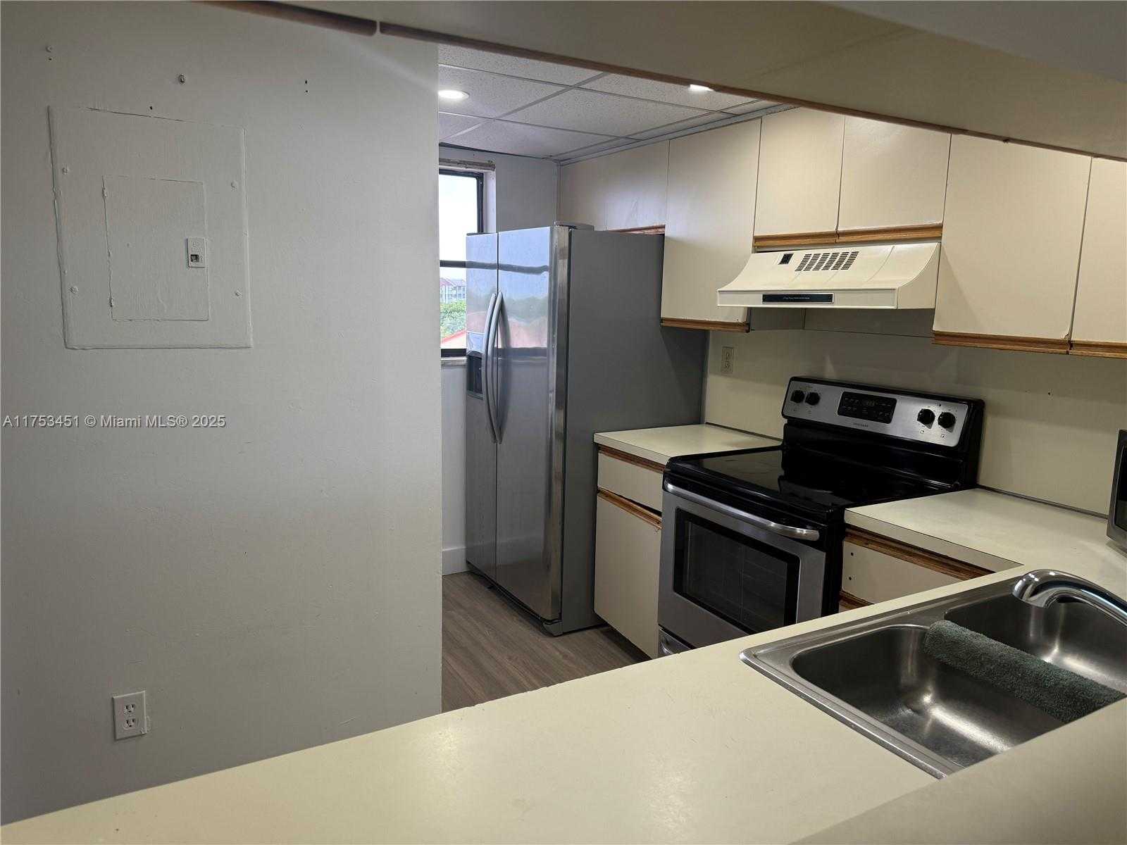 Small Image of 10255 NORTH WEST 9TH ST CIR #503-7, Miami Number 9