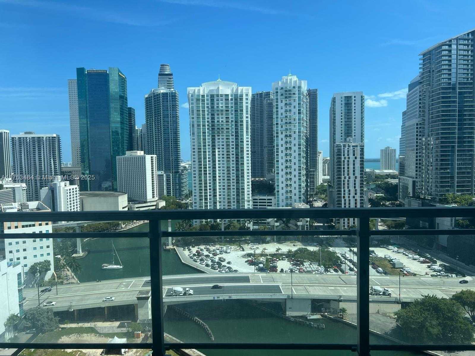 Small Image of 92 SOUTH WEST 3RD ST #2412, Miami Number 4