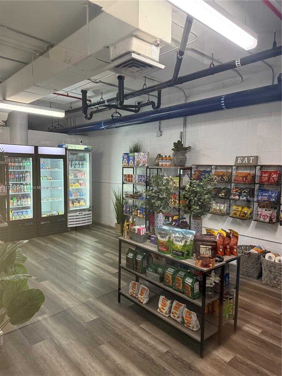 Small Image of 701 BRICKELL KEY BLVD #910, Miami Number 29
