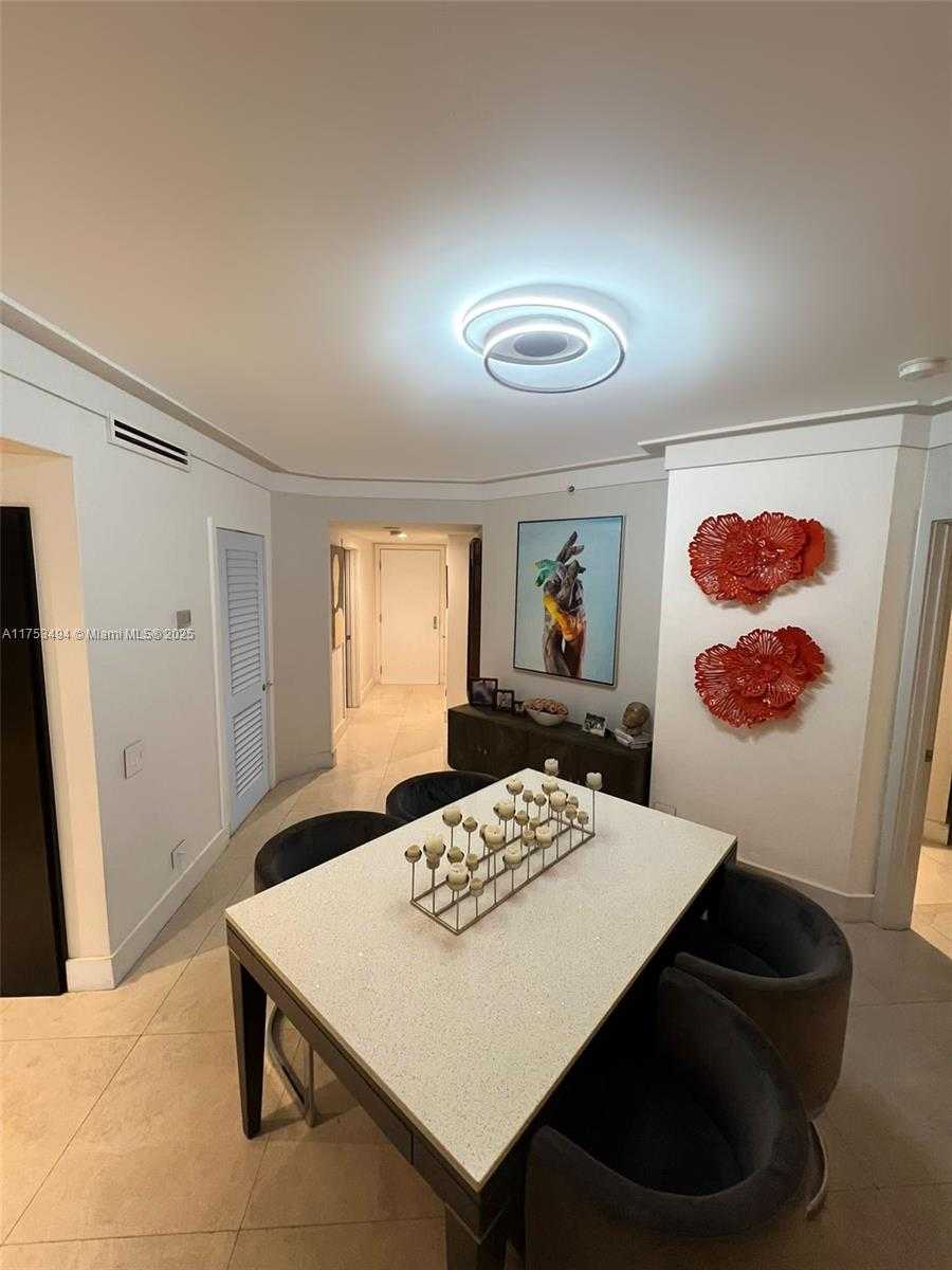 Small Image of 701 BRICKELL KEY BLVD #910, Miami Number 8