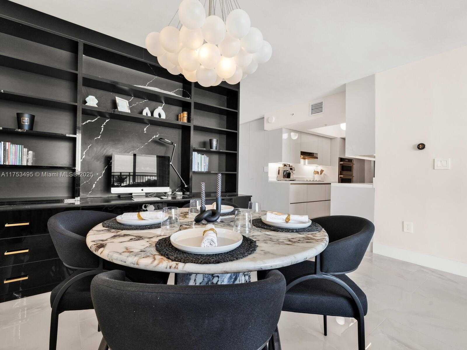 Small Image of 90 ALTON RD #2207, Miami Beach Number 9
