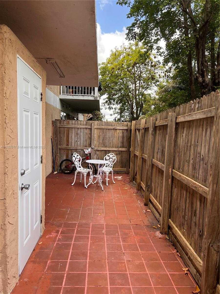 Small Image of 300 NORTH WEST 107TH AVE #106, Miami Number 12