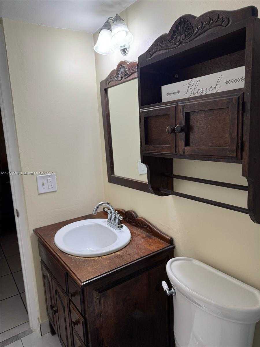 Small Image of 300 NORTH WEST 107TH AVE #106, Miami Number 9