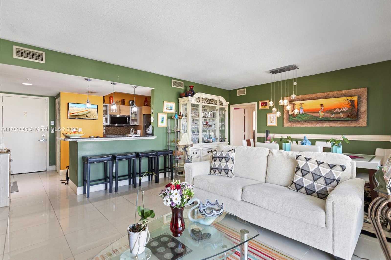 Small Image of 18800 NORTH EAST 29TH AVE #906, Aventura Number 5